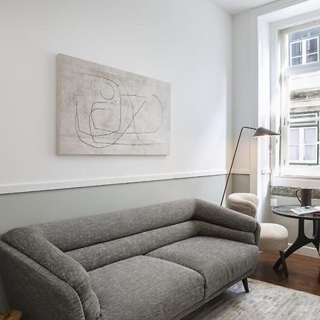 Downtown Flat With Design And Comfort At Downtown Lisbon Luaran gambar