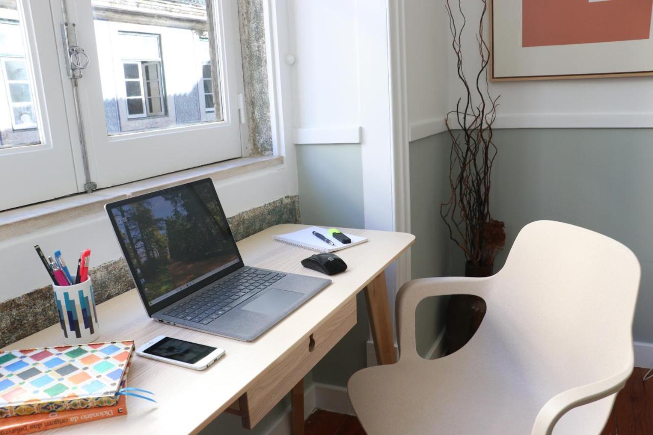 Downtown Flat With Design And Comfort At Downtown Lisbon Luaran gambar