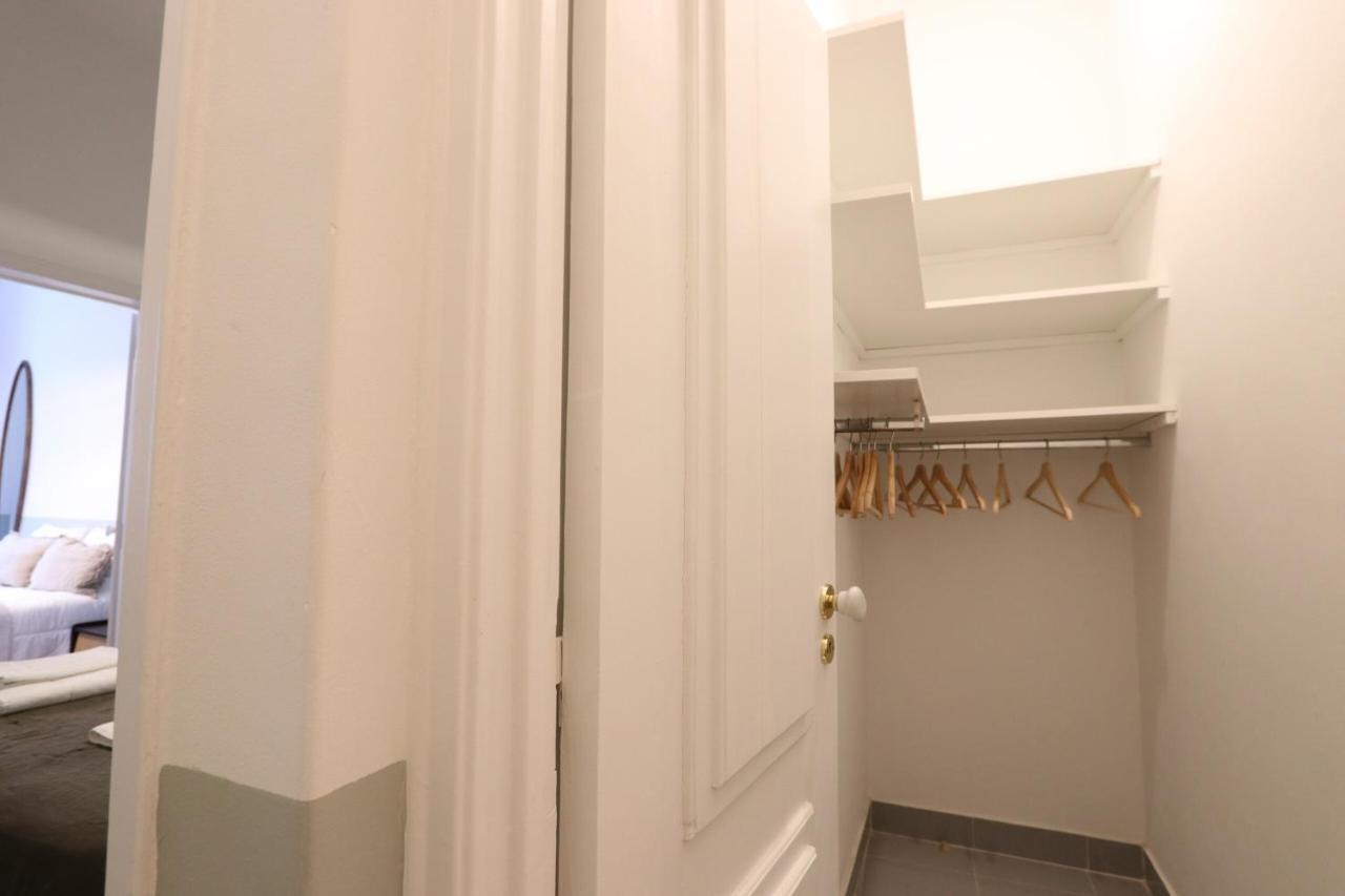 Downtown Flat With Design And Comfort At Downtown Lisbon Luaran gambar