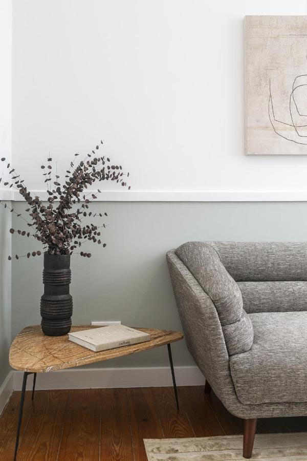 Downtown Flat With Design And Comfort At Downtown Lisbon Luaran gambar