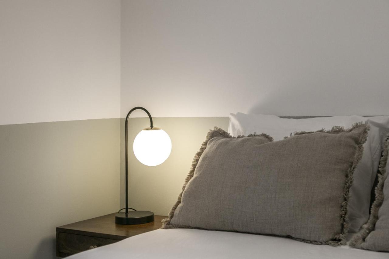 Downtown Flat With Design And Comfort At Downtown Lisbon Luaran gambar